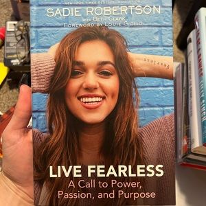 Live Fearless: Sadie Robertson; book